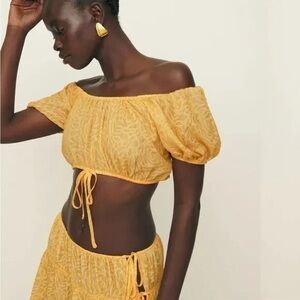 NEW Reformation Valeria Crop Top / Sunflower / Size 2